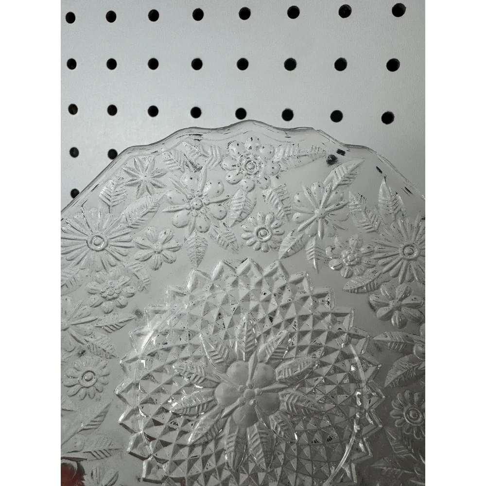 Vintage Clear Pressed Glass Floral Starburst Scalloped 6 Inch Plates Set of 4